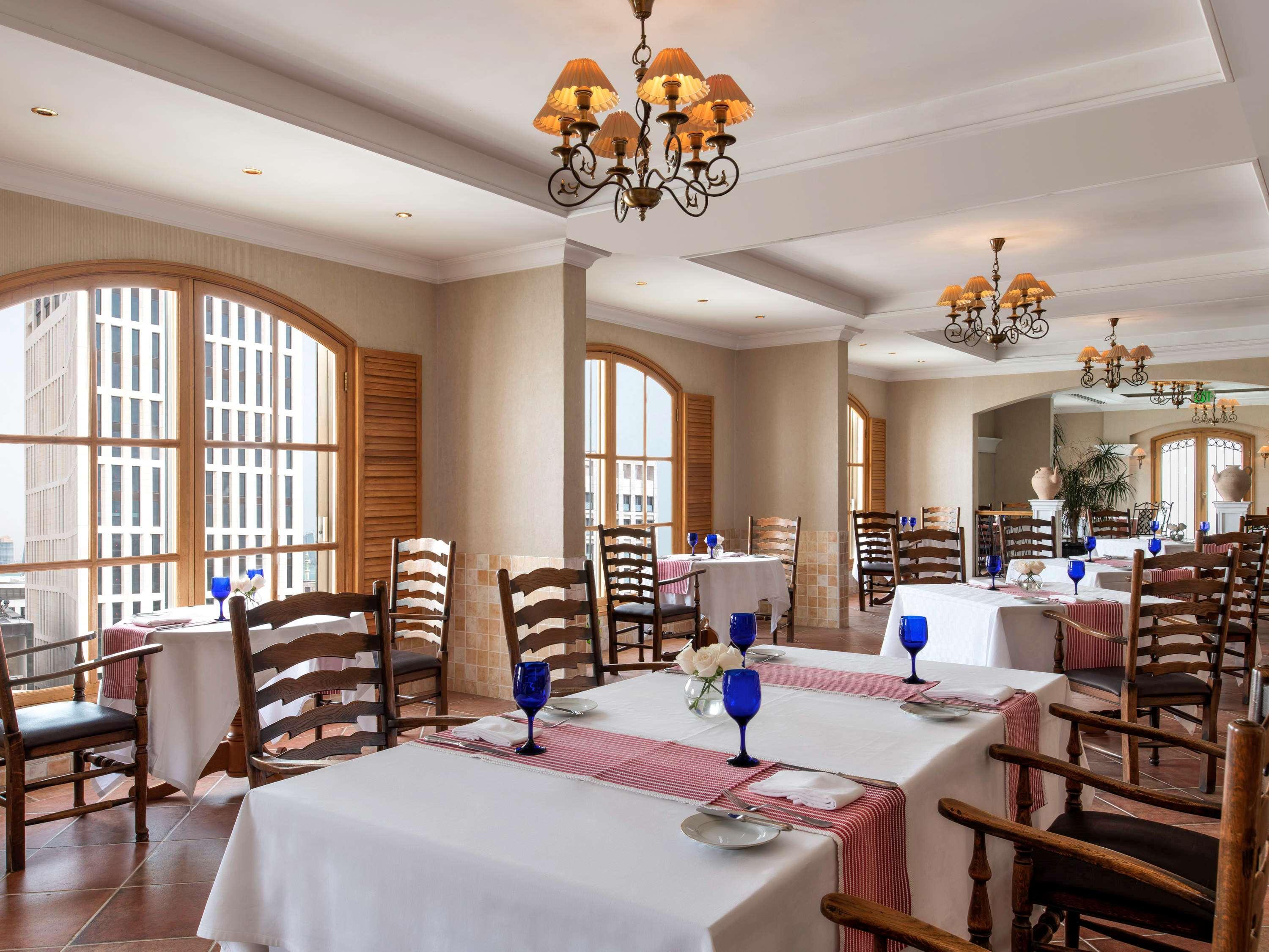 Treffen House Doha - Souq Waqif And Next To Msheireb Metro Station Hotell Exteriör bild